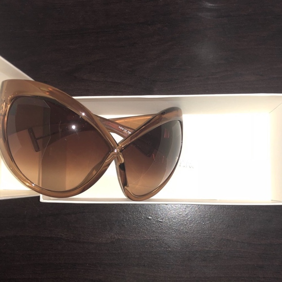 Tom Ford Daphne Sunglasses main image 4